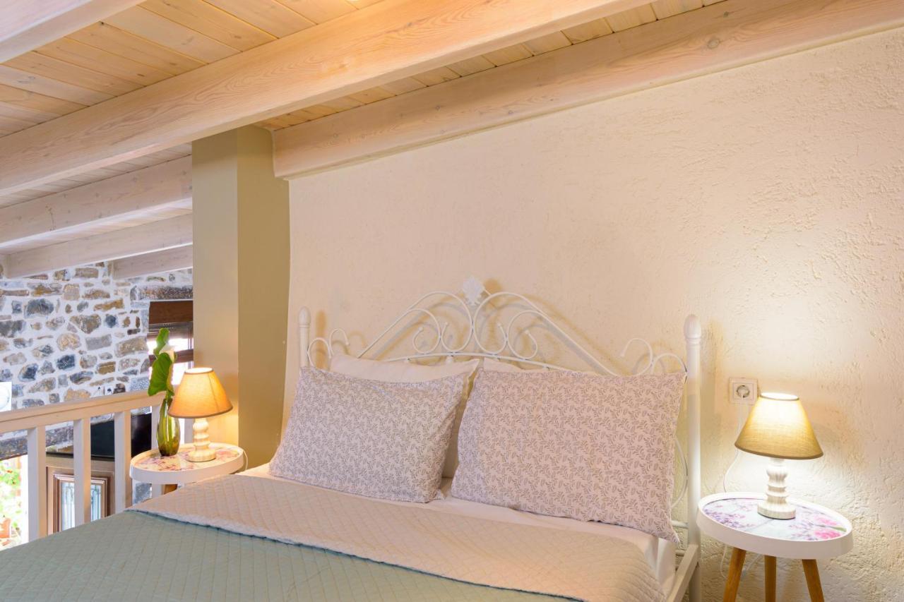 Вилла Platipodi Stone House Nikithianos Экстерьер фото